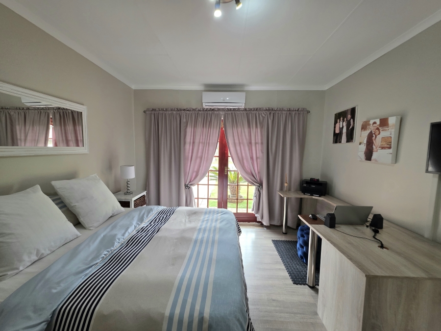 3 Bedroom Property for Sale in Flamingo Park Free State
